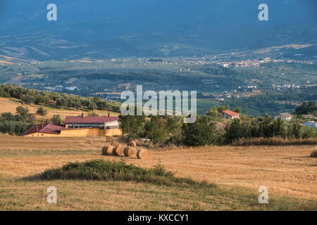 Landscape along the road from Pietranico to Torre de Passeri (Pescara, Abruzzi, Italy) at summer Stock Photo