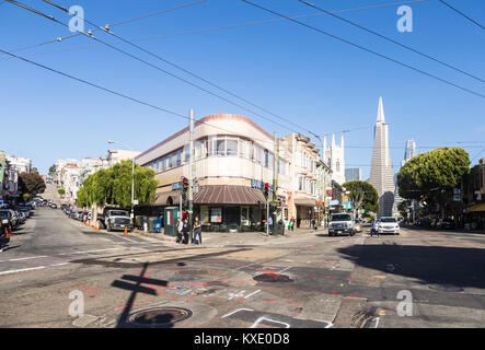 San Francisco, USA - June 29, 2017: The North Beach neighbourhood, or Little Italy, lies between the financial district (Transamerica Pyramid skyscrap Stock Photo