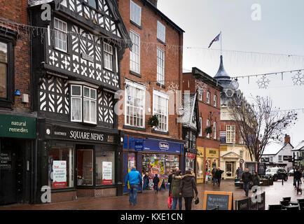 UK, England, Cheshire, Nantwich, High Street, Queen’s Aid House, built by Thomas Cleese after Great Fire Stock Photo