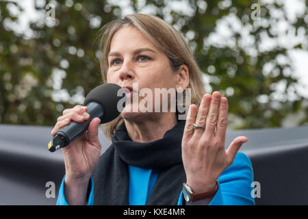 Tania Mathias, Conservative MP for Twickenham speaking in Parliament Square at the rally against a 3rd runway at Heathrow. Stock Photo