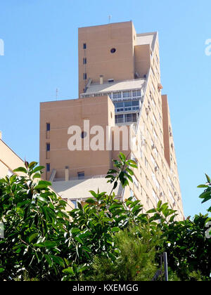 Alicante Edificio Montreal (La Pirámide) 04 Stock Photo Alamy