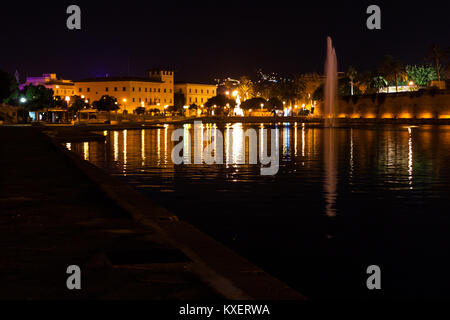 Night view of the lake with a fountain in Parc de la Mar (Parque de la Mar). Palma, Majorca, Spain Stock Photo