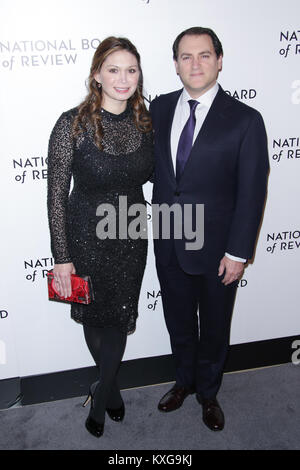 New York, NY, USA. 9th Jan, 2018. Mai-Linh Lofgren and Michael Stuhlbarg at The National Board of Review Annual Awards Gala at Cipriani 42nd Street on January 9, 2018 in New York City. Credit: Diego Corredor/Media Punch/Alamy Live News Stock Photo