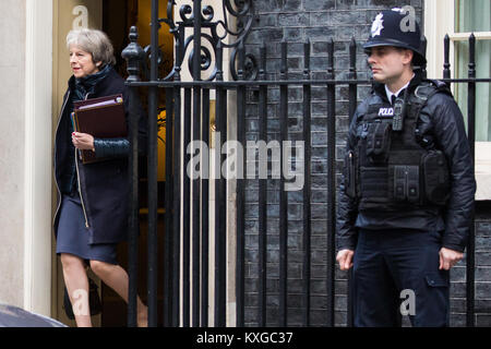 London, UK. 10th Jan, 2018. Prime Minister Theresa May leaves 10 Downing Street for Prime Minister's Questions in the House of Commons. Credit: Mark Kerrison/Alamy Live News Stock Photo