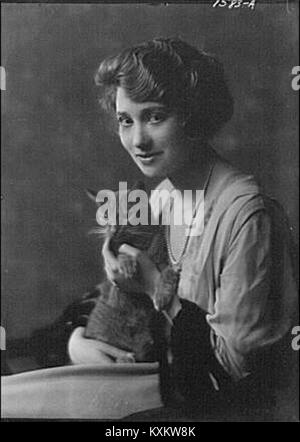 Bainter, Fay, Miss, portrait photograph, 1916 Stock Photo - Alamy