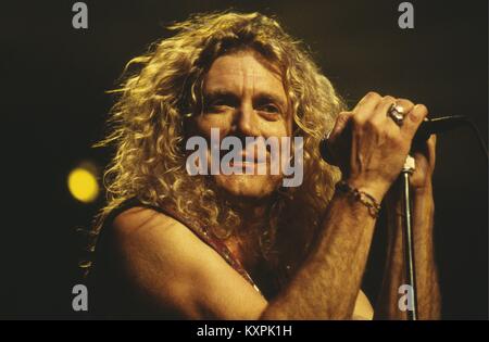 Ex Led Zeppelin singer Robert Plant at The National Auditorium in Mexico City during The Fate of Nations World Tour.  January 28, 1994  **NO MEXICO** © RTAceves / MediaPunch Stock Photo
