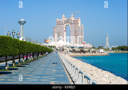 ABU DHABI, UNITED ARAB EMIRATES - DEC 30, 2017: Corniche boulevard along the coastline in Abu Dhabi. Stock Photo