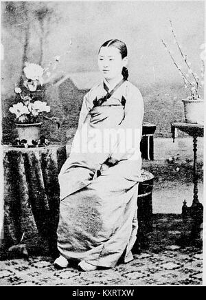 The photograph 'Souvenir de Seoul, Corée-21b' captures a historical ...