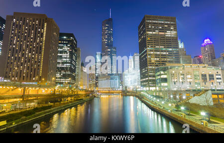 Trump Building, Chicago, Illinois, USA on the Chicago River Stock Photo