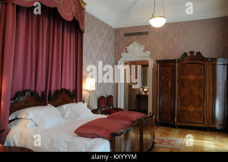 Bedroom suite, Grand Hotel Et Milan, Verdi, 2013, Milan, Italy. Stock Photo