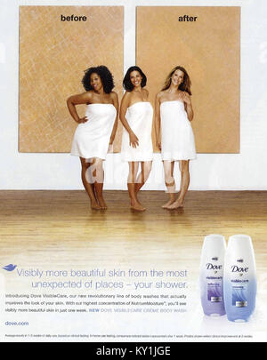 2010s UK Dove Magazine Advert Stock Photo