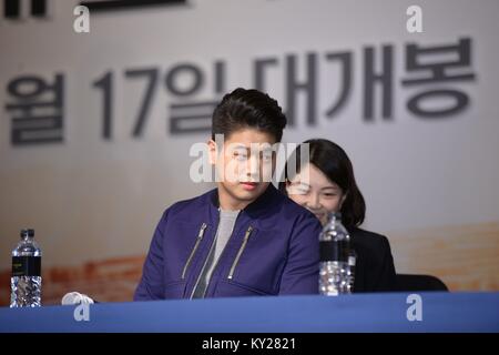 Seoul, Korea. 11th Jan, 2018. Dylan O'Brien, Thomas Brodie-Sangster and Ki Hong Lee etc. attend the production conference of The Death Cure in Seoul, Korea on 11th January, 2018.(China and Korea Rights Out) Credit: TopPhoto/Alamy Live News Stock Photo