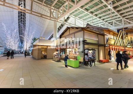 Décoration De Style De La Période D'Edo à L'aéroport De Haneda, Tokyo, Japon  Photo stock - Image du terminal, période: 67930604