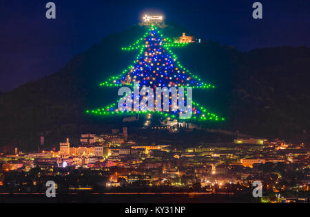Albero Di Natale Gubbio Umbria.Gubbio Christmas Tree The Biggest Christmas Tree In The World Umbria Italy Stock Photo Alamy