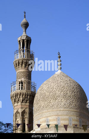 Mosque and minaret in the center of Cairo, Egypt Stock Photo