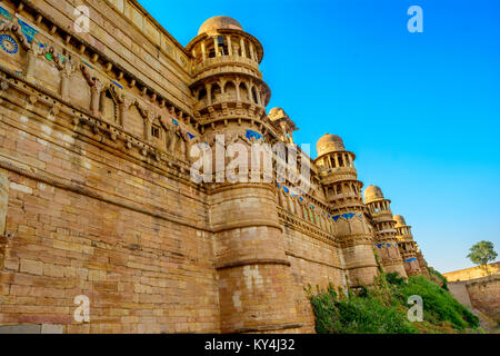 Gwalior Fort wall in Gwalior, Madhya Pradesh in India Stock Photo