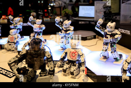 Las Vegas, USA. 12th Jan, 2018. Robotis' robots dance at Consumer Electronics Show (CES) in Las Vegas, the United States, Jan. 12, 2018. Electronics Show (CES) closed on Jan. 12. Credit: Li Ying/Xinhua/Alamy Live News Stock Photo