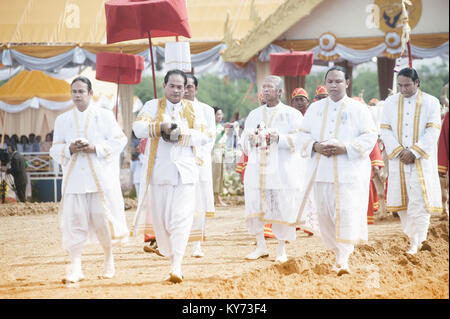 BANGKOK, THAILAND - MAY 13,2015 : Unidentified Government officials attend the ceremony -Perform for an auspicious beginning for planting season. Stock Photo