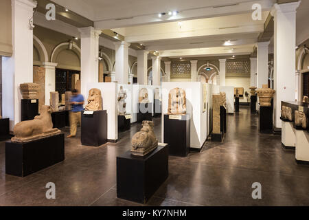 COLOMBO, SRI LANKA - FEBRUARY 27, 2017: Exhibits inside the National Museum of Colombo, Sri Lanka. Sri Lanka National Museum is the largest museum in  Stock Photo