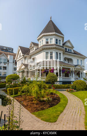 The Pendray Inn And Tea House Formerly Gatsby Mansion In Victoria ...