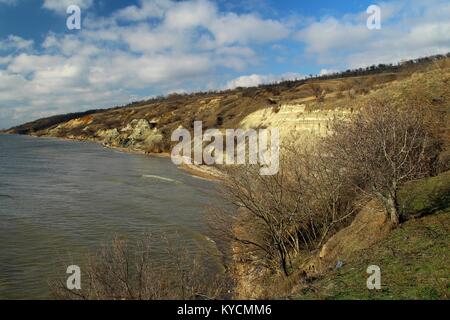 Lake shore of the Kakhovka reservoir in Ukraine Stock Photo - Alamy