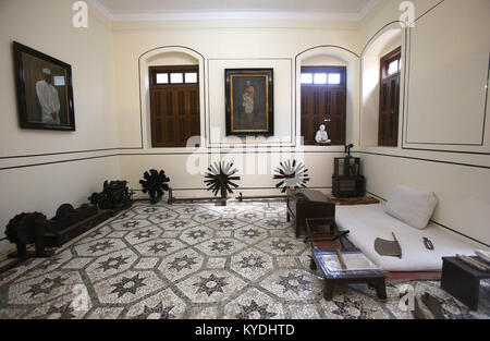 Mumbai, India. 17th Oct, 2012. A view of the interior living room where Mahatma Gandhi used to live at the MahadmaMani Bhavan Mahatma Gandhi Museum in Mumbai, India, 17 October 2012. Mahatma Gandhi (1869-1948)used to reside at the mansion between 1917 and 1934. Credit: Christian Charisius | usage worldwide/dpa/Alamy Live News Stock Photo