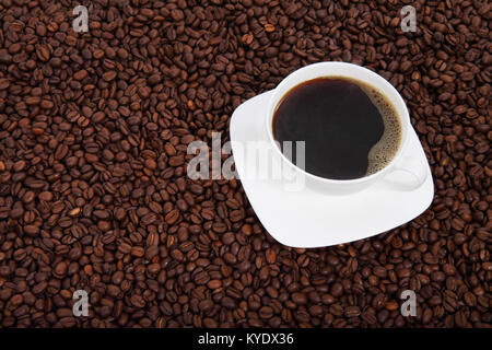 Taza de café sobre granos 2 Stock Photo