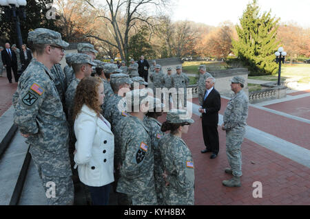 Kentucky Governor, Steve Beshear and the Adjutant General, Maj. Gen. Edward W. Tonini, speak to new Kentucky Guard recruits on the steps of the State Capitol in Frankfort, Ky., Nov. 20, 2012. (Kentucky National Guard photo by Sgt. Scott Raymond) Stock Photo