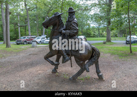Equestrian statue of Confederate General James Longstreet on Hero in Pitzer Woods, Gettysburg National Military Park, Pennsylvania, United States. Stock Photo