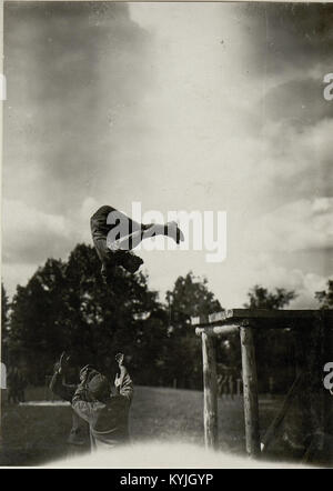 Photograph of German stormtroopers in World War I demonstrating pole ...