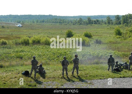 Soldiers of the Kentucky National Guard's 63rd Theater Aviation Brigade participates in Exercise Vibrant Response at training areas in southern Indiana, July, 2013. (U.S. Army National Guard photo by Capt. Daniel VanHorn) Stock Photo