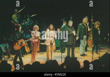 ミュージック Johnny&#39;s - FIRST SOLO CONCERT 1994 On this day in 1969, Johnny Cash recorded his famous concert