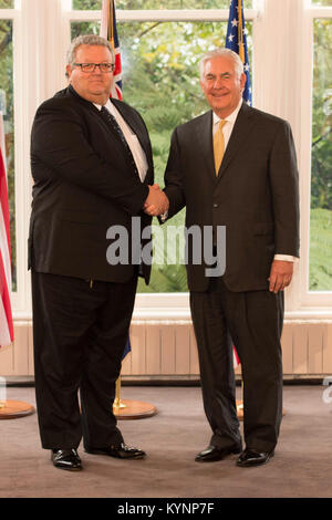 U.S. Secretary of State Rex Tillerson meets with New Zealander Foreign Minister Gerry Brownlee in Wellington, New Zealand, on June 6, 2017. Secretary Tillerson Meets With New Zealander Foreign Minister Brownlee in 35128630265 o Stock Photo
