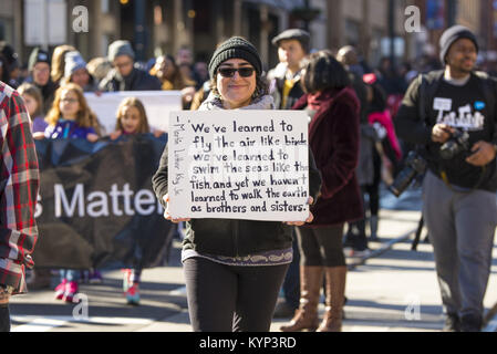 Atlanta, USA. 15th Jan, 2018. Thousands of people gathered in Atlanta for the annual MLK Day march which celebrates the life of Dr. Martin Luther King Jr. 15th Jan, 2018. Credit: Steve Eberhardt/ZUMA Wire/Alamy Live News Stock Photo