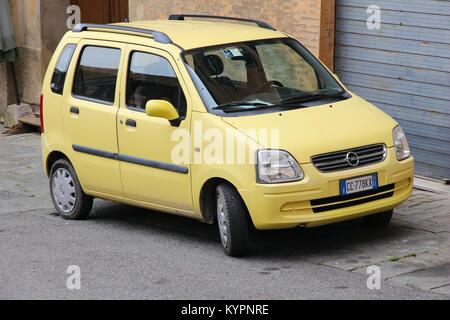 Opel Agila Cosmo Model 2004 Stock Photo - Alamy