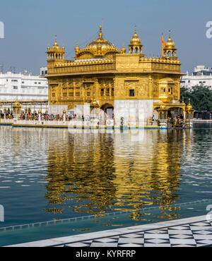 Golden Temple, the holiest Sikh Temple in Amritsar Stock Photo - Alamy