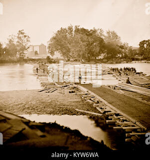 Richmond, Va. Pontoon bridges across the James, looking toward Manchester Stock Photo