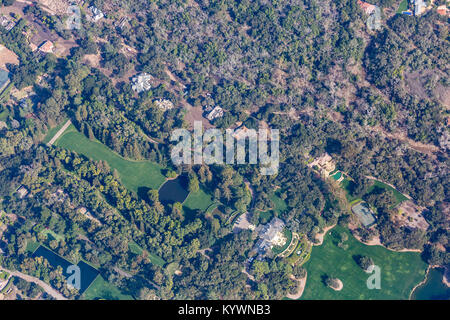 Montecito, California, USA. 15th Jan, 2018. Aerial view of Montecito and mudslide damage. Credit: Mark Holtzman/ZUMA Wire/Alamy Live News Stock Photo