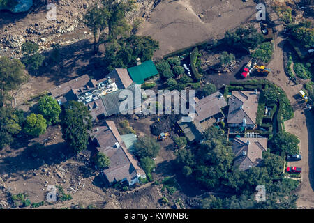 Montecito, California, USA. 15th Jan, 2018. Aerial view of Montecito and mudslide damage. Credit: Mark Holtzman/ZUMA Wire/Alamy Live News Stock Photo