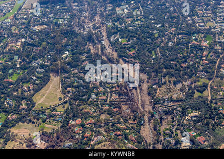 Montecito, California, USA. 15th Jan, 2018. Aerial view of Montecito and mudslide damage. Credit: Mark Holtzman/ZUMA Wire/Alamy Live News Stock Photo