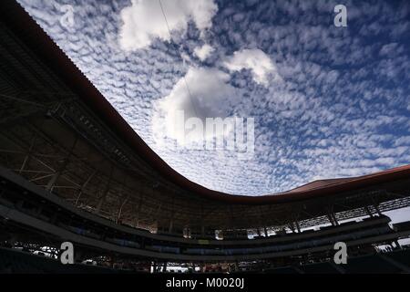 Vista de el cielo nublado en el Estadio Sonora previo al inicio del 4to. partido de beisbol entre Naranjeros vs Aguilas de Mexicali. Series semifinal Stock Photo