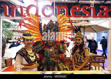 Madrid, Spain. 17th Jan, 2018. Stand of Indonesia at FITUR 2018, Jan 2018 Madrid Spain International tourism trade fair 17 to 21 January, Madrid FITUR is a global meeting point for tourism professionals and the leading trade fair for inbound and outbound Ibero American markets. Credit: Manu Reino/SOPA/ZUMA Wire/Alamy Live News Stock Photo