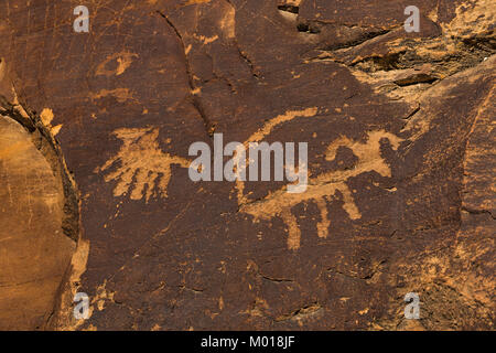 Bighorn Sheep petroglyph on the sandstone walls of Nine Mile Canyon, Utah, USA Stock Photo