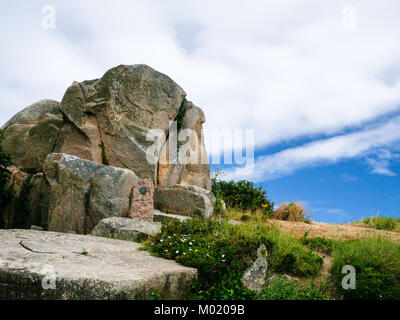 ILE-DE-BREHAT, FRANCE - JULY 4, 2010: monument of french writer and poet Louis Guillaume (1907 - 1971) on granite boulder on Ile-de-Brehat island. Gui Stock Photo