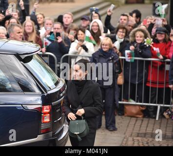 Cardiff, Wales, UK. 18th Jan, 2018. Meghan steps out sporting a long black coat by Stella McCartney and a green DeMellier London bag.Picture Credit: IAN HOMER/Alamy Live News Stock Photo