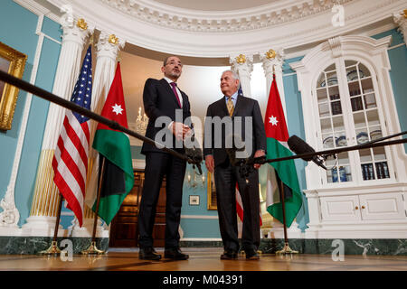 Washington, USA. 18th Jan, 2018. U.S. Secretary of State Rex Tillerson (R) meets with Jordanian Foreign Minister Ayman Safadi at the State Department in Washington, DC, the United States, on Jan. 18, 2018. Credit: Ting Shen/Xinhua/Alamy Live News Stock Photo