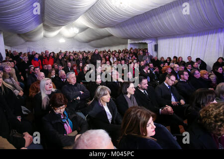 Zagreb, Croatia. 18th Jan, 2018. The audience during Cycle Vlaho Bukovac - Paris period 1877-1893 exhibition opening in the Klovicevi Dvori Gallery. This exhibition marked the beginning of the European Year of Cultural Heritage 2018 in the Republic of Croatia. Credit: Goran Jakuš/Alamy Live News Stock Photo