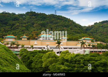 A complete view of the National Palace Museum in Shilin, Taipei, Taiwan. Stock Photo