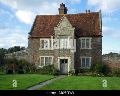 2 Bedroom Coach House For Sale In Bexhill East Sussex Tn39 5ed