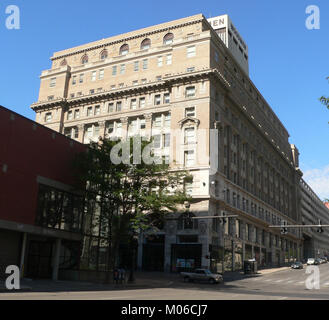 Brandeis building (Omaha) from NE 3 Stock Photo